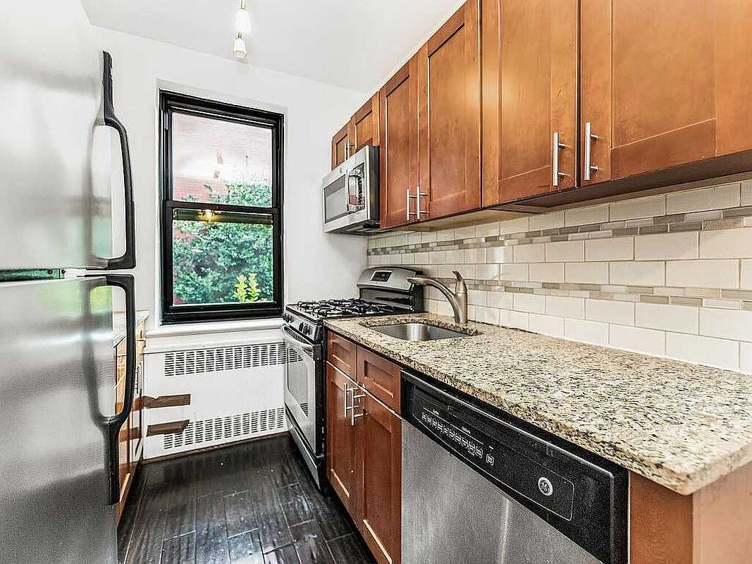 510 Kappock St #1A - Photo 5 of 5