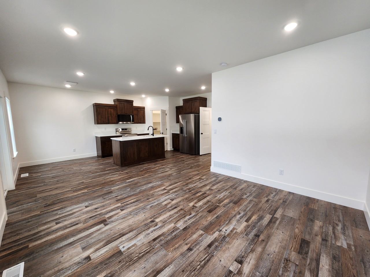 3040 Kai Ct - Photo 5 of 20
