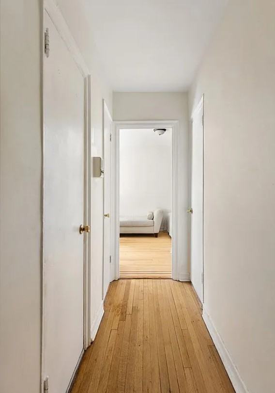 407 7th St - Photo 4 of 6