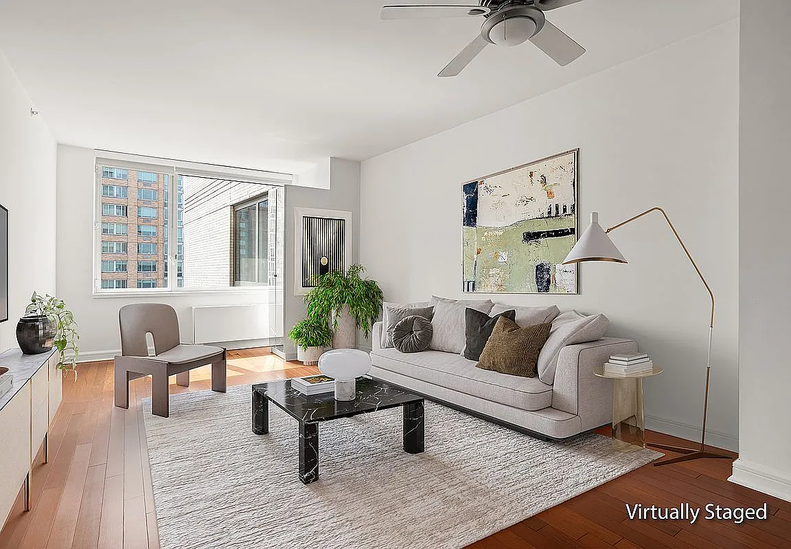 100 Riverside Blvd #8T - Photo 5 of 12