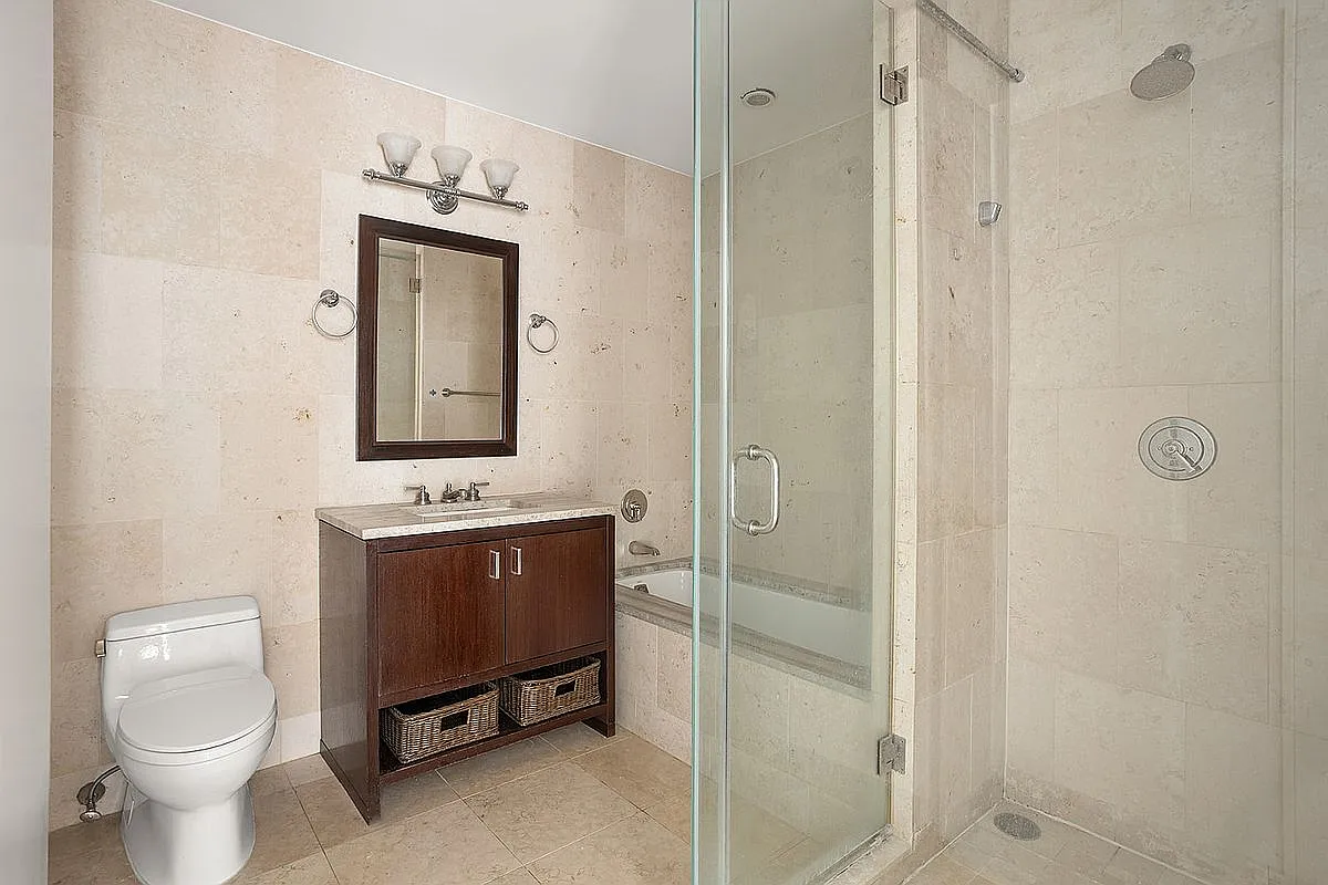 100 Riverside Blvd #8T - Photo 6 of 12