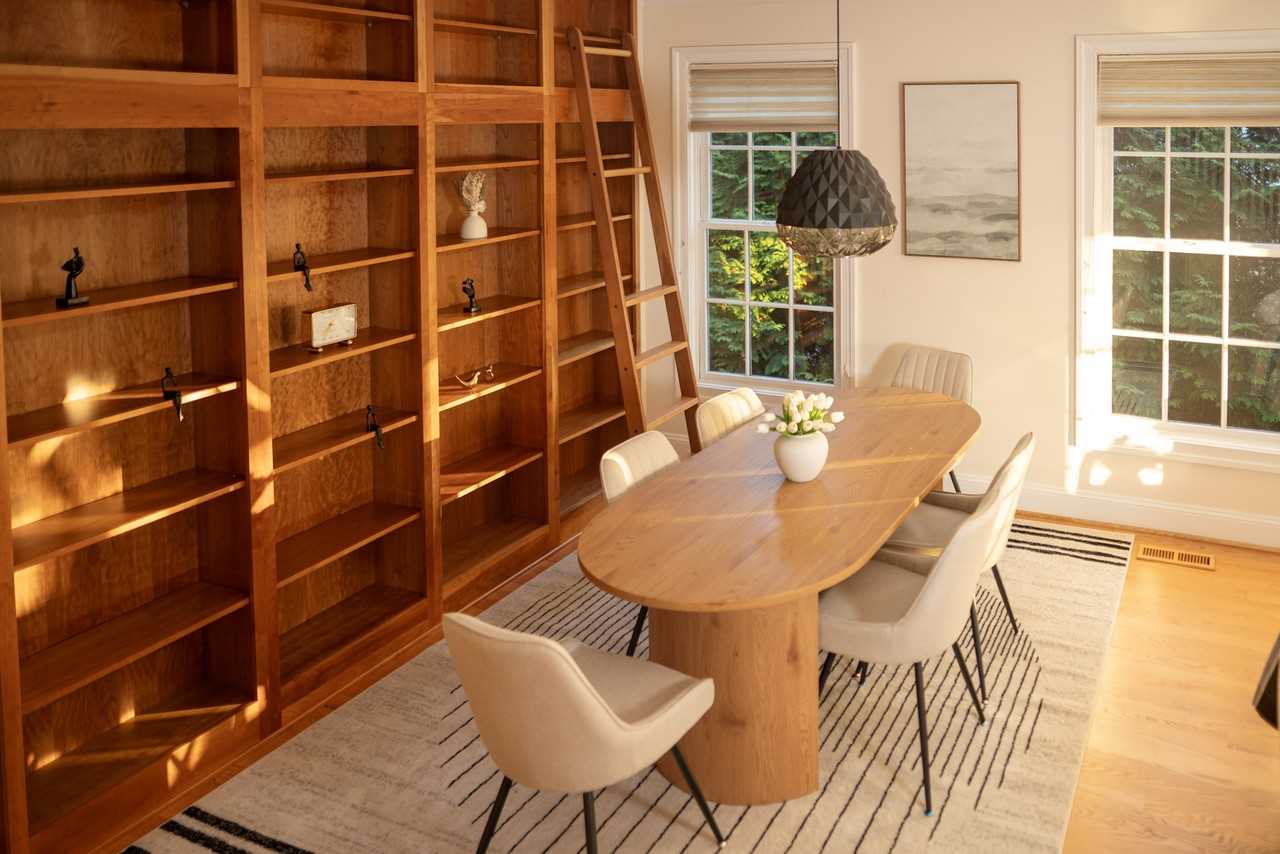 416 Hillsborough St - Photo 4 of 38