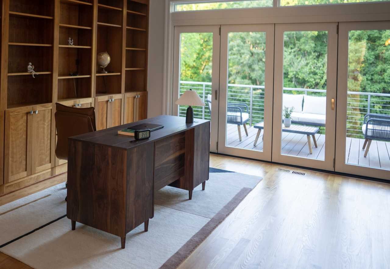 416 Hillsborough St - Photo 6 of 38