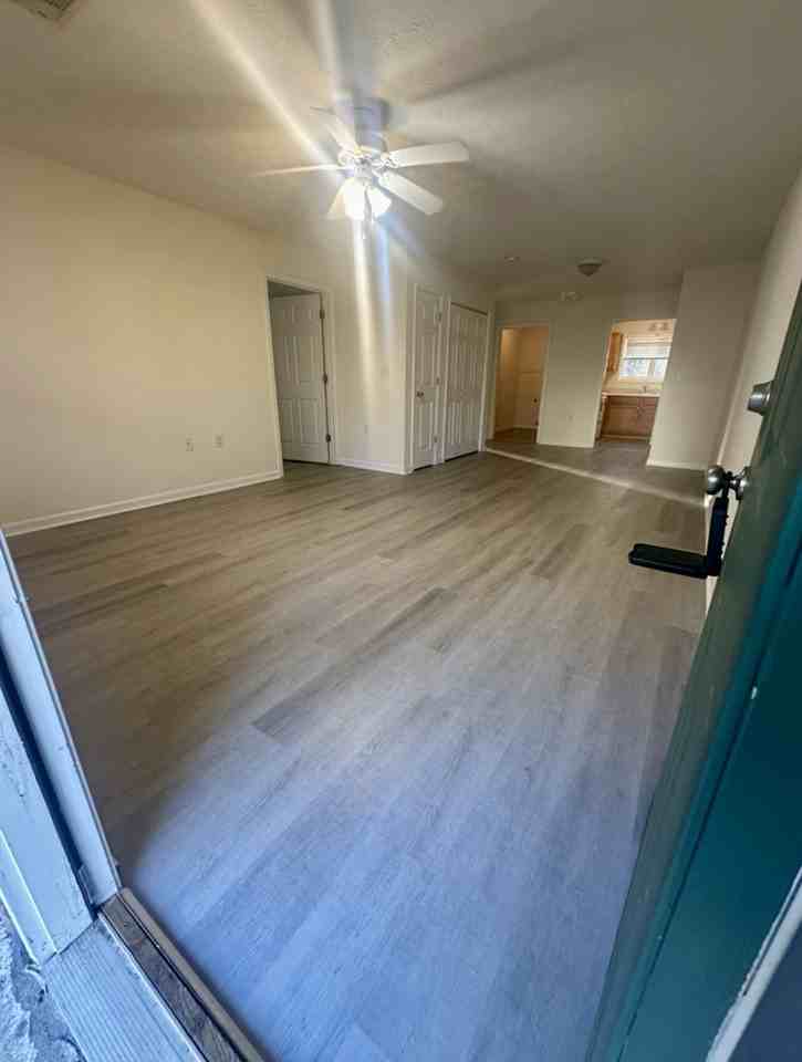 133 Kaiser St - Photo 4 of 14