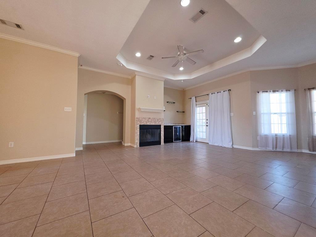 5308 Anetta Dr - Photo 3 of 8