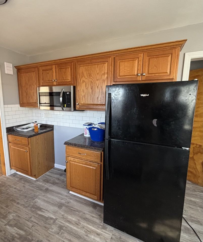 7605 Floyd St - Photo 5 of 13