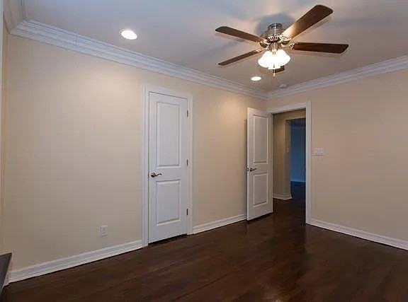 707 Beach 9Th St - Photo 7 of 9