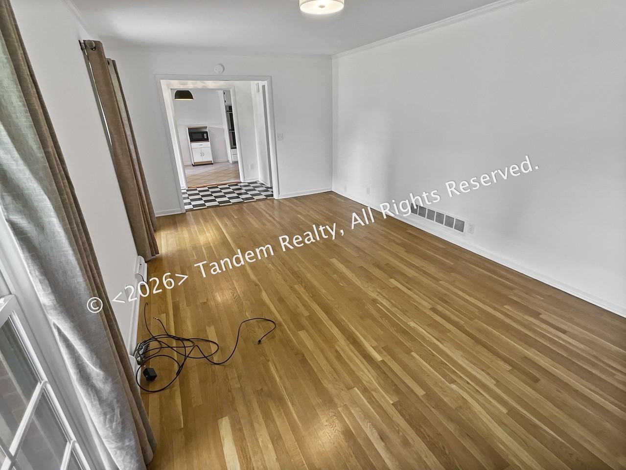 406 Ritchie Dr - Photo 3 of 26