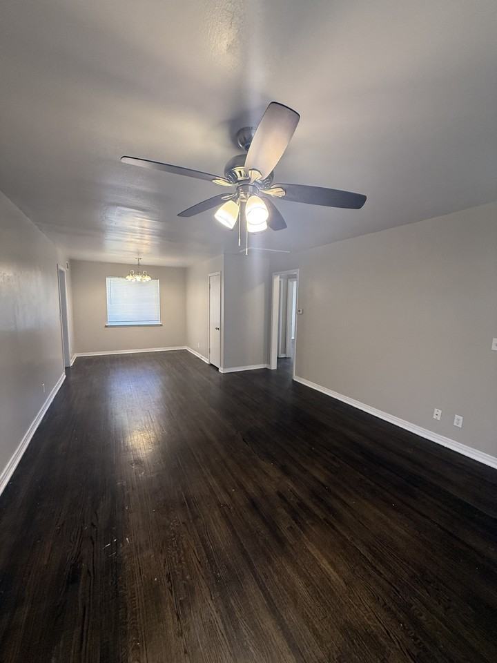 4804 N Woodward Ave - Photo 5 of 17