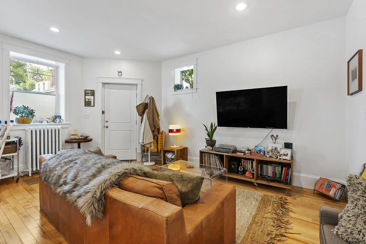 127 Cumberland Ave - Photo 5 of 21