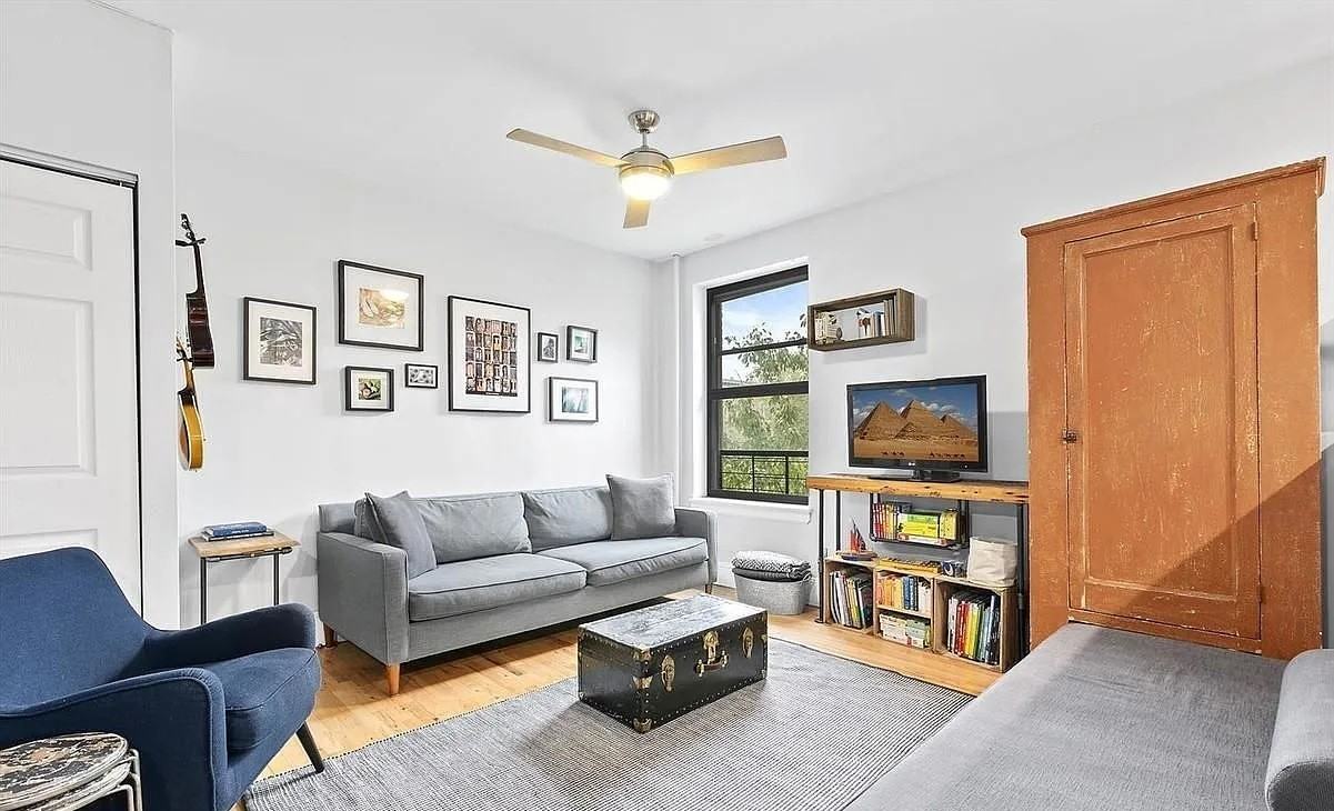 254 Park Pl - Photo 5 of 5