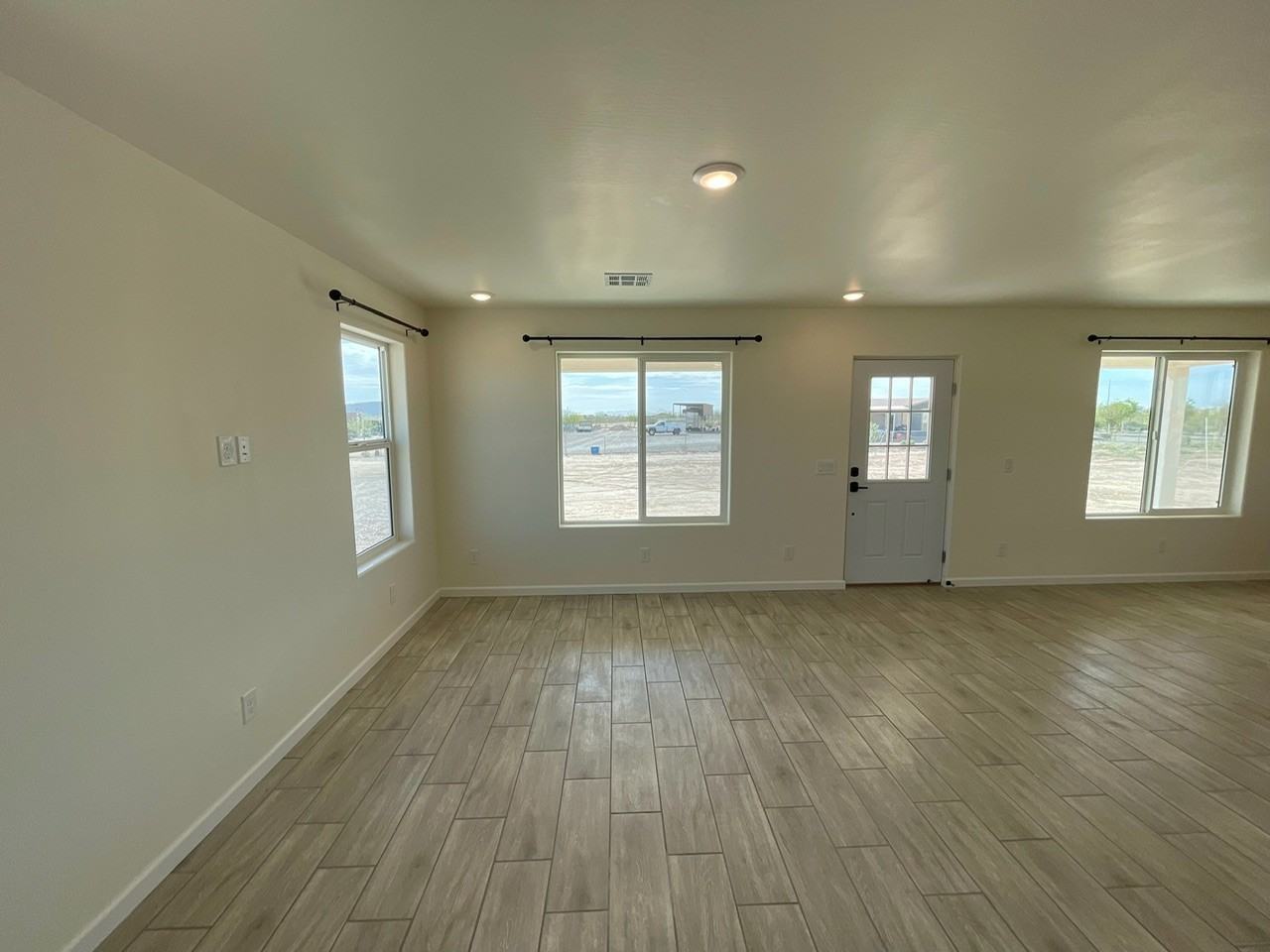 35326 W Ardmore Rd - Photo 7 of 31