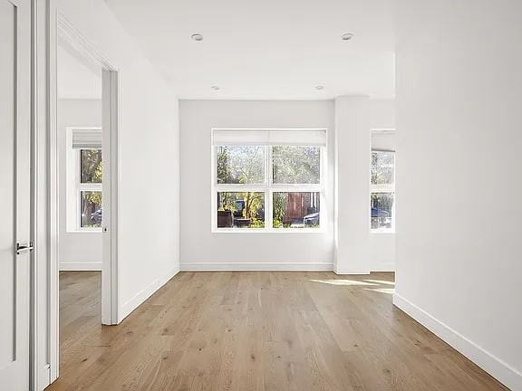 45 Garnet St - Photo 5 of 9