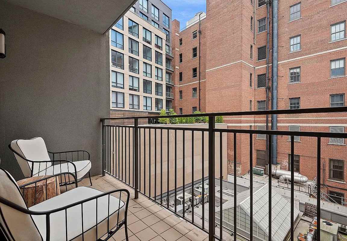 10620 70Th Ave - Photo 7 of 10