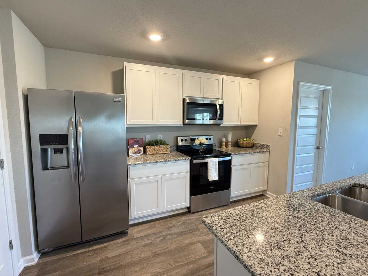 23916 Avernus Loop - Photo 2 of 18