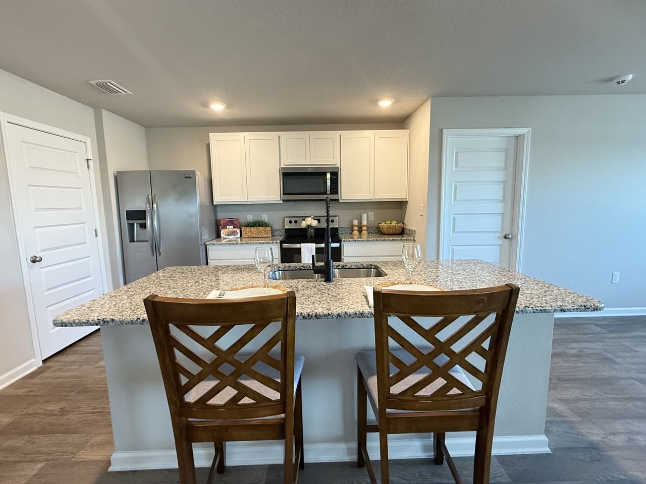 23916 Avernus Loop - Photo 3 of 18