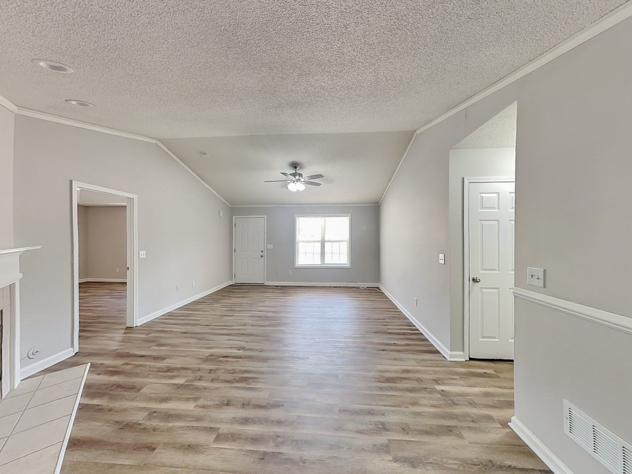 178 Wyngate Ct - Photo 2 of 22