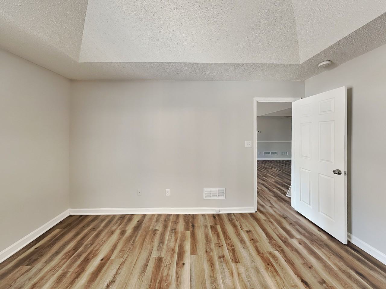 178 Wyngate Ct - Photo 7 of 22