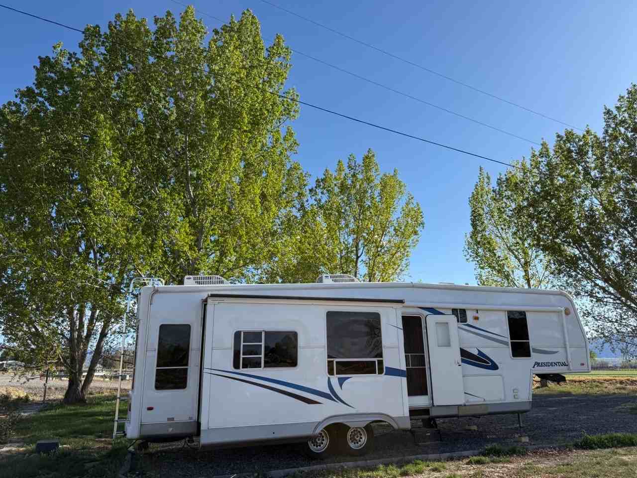 911 24 RD - Photo 2 of 2