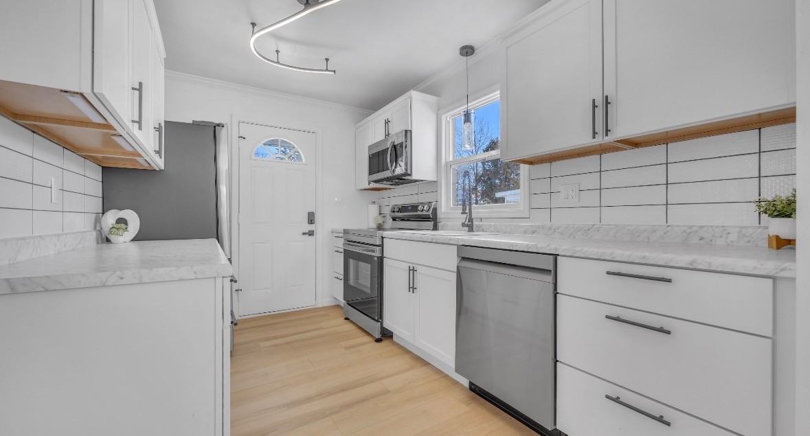 2231 N 23rd St - Photo 5 of 20