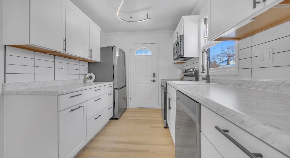 2231 N 23rd St - Photo 6 of 20