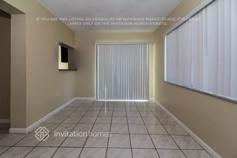 11421 Nw 30th St - Photo 6 of 24