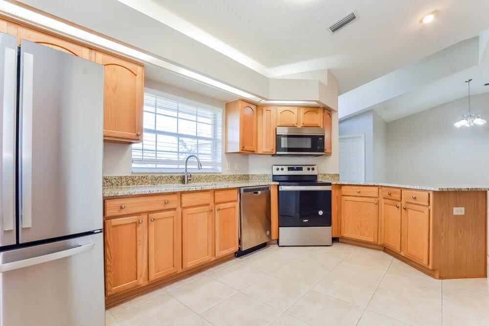 4510 Abaco Dr - Photo 6 of 16