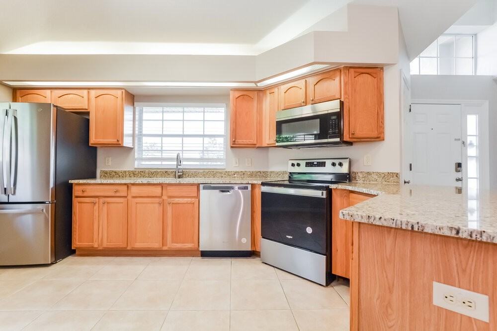 4510 Abaco Dr - Photo 7 of 16