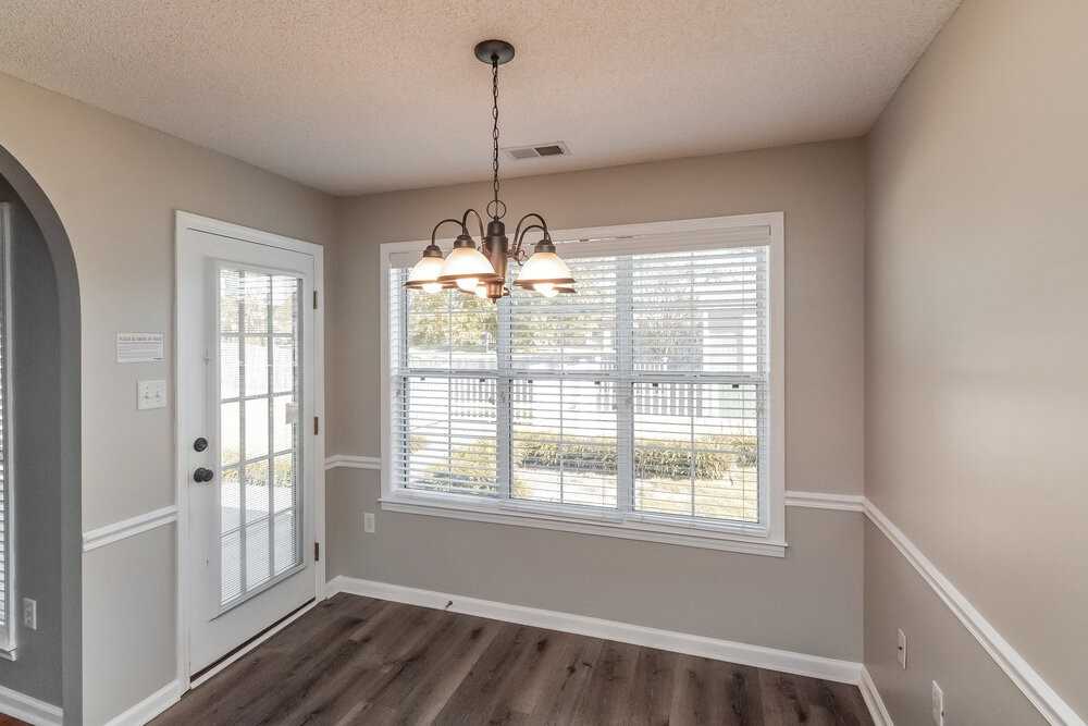 13106 Sandbourne S - Photo 6 of 17