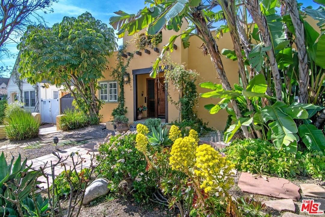 543 N Las Palmas Ave - Photo 4 of 43