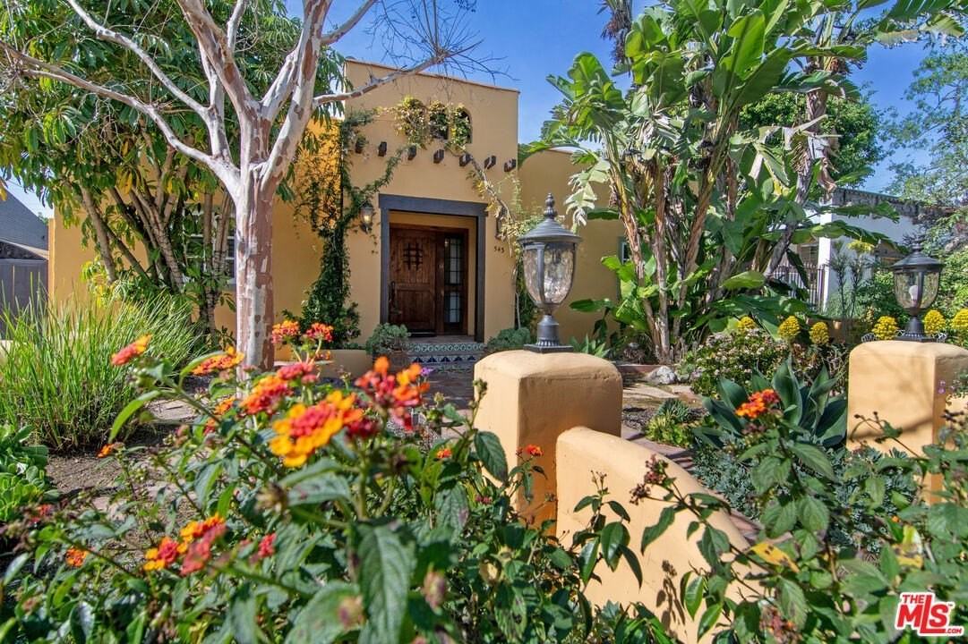 543 N Las Palmas Ave - Photo 5 of 43