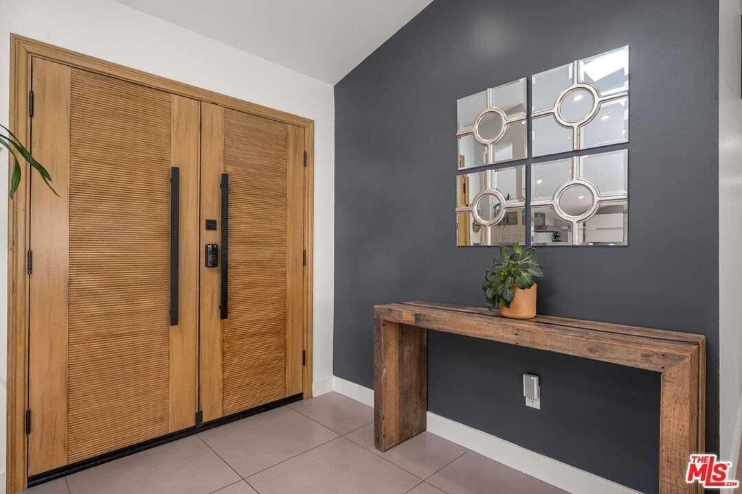 20159 Hatteras St Unit 20157 #20157 - Photo 5 of 50