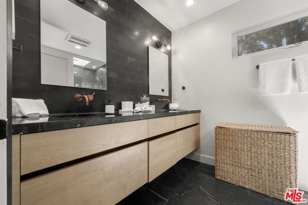 20159 Hatteras St Unit 20157 #20157 - Photo 7 of 50