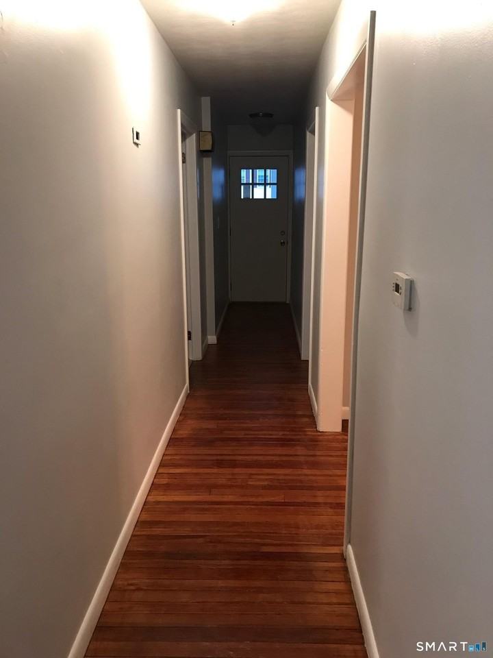 118 Woodland St - Photo 6 of 7