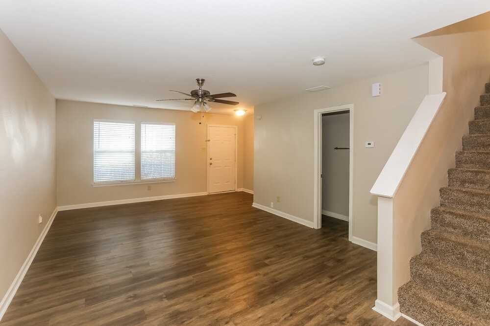 7345 Mitzi Deborah Ln - Photo 5 of 15