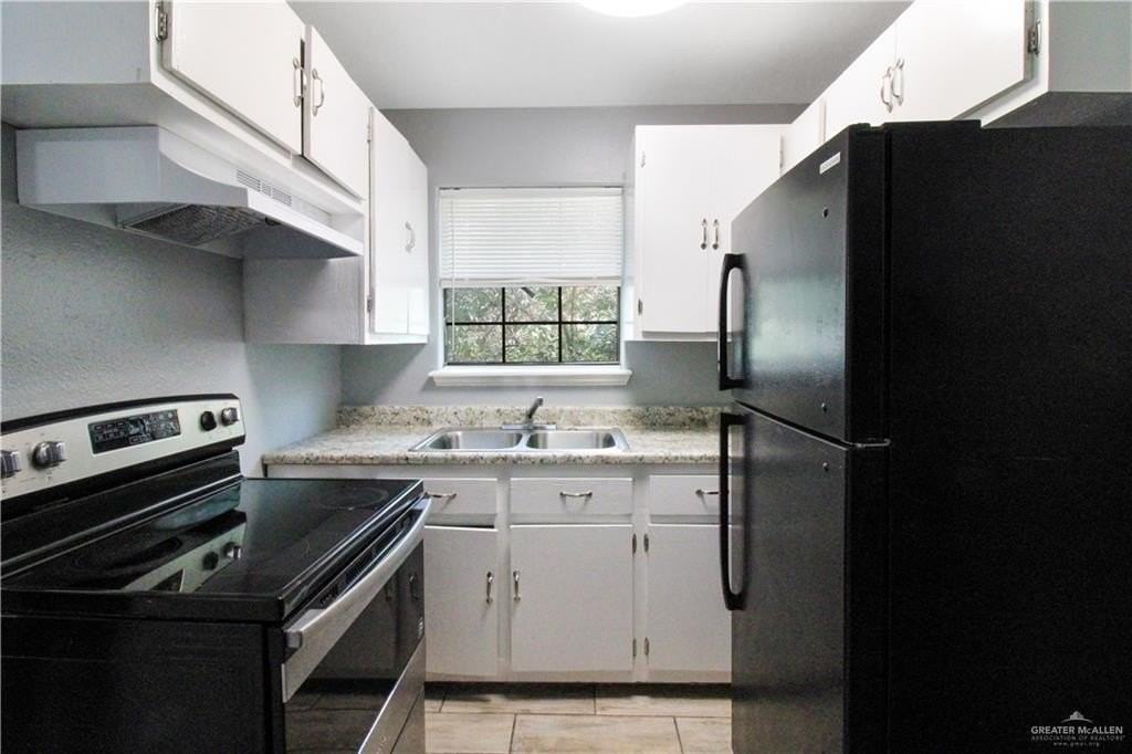 422 Bahia St - Photo 2 of 10