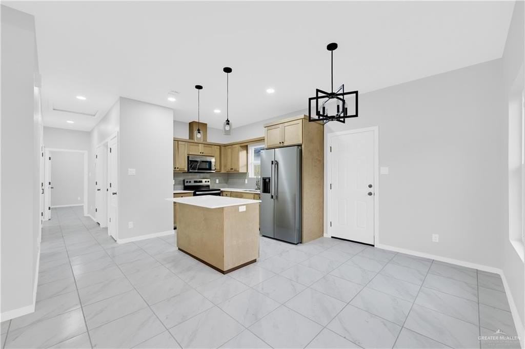 2305 S Hillside Avenue unit: 3 #3 - Photo 4 of 18