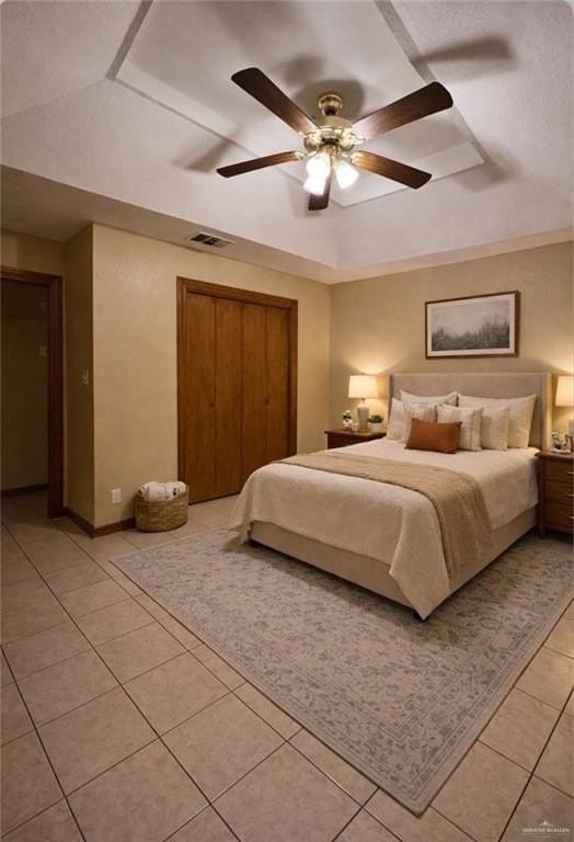 2401 Lucille Ave - Photo 5 of 8