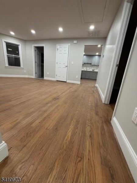 441 Ringwood Ave - Photo 3 of 14