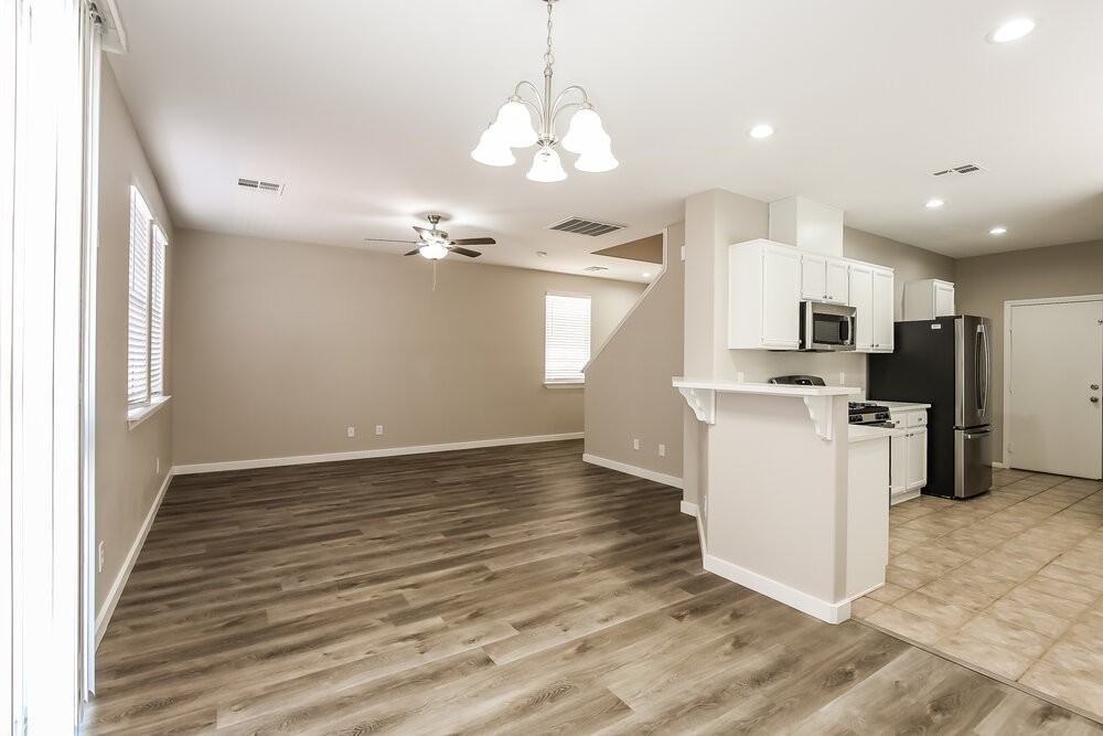 11887 Principi Ct - Photo 5 of 17