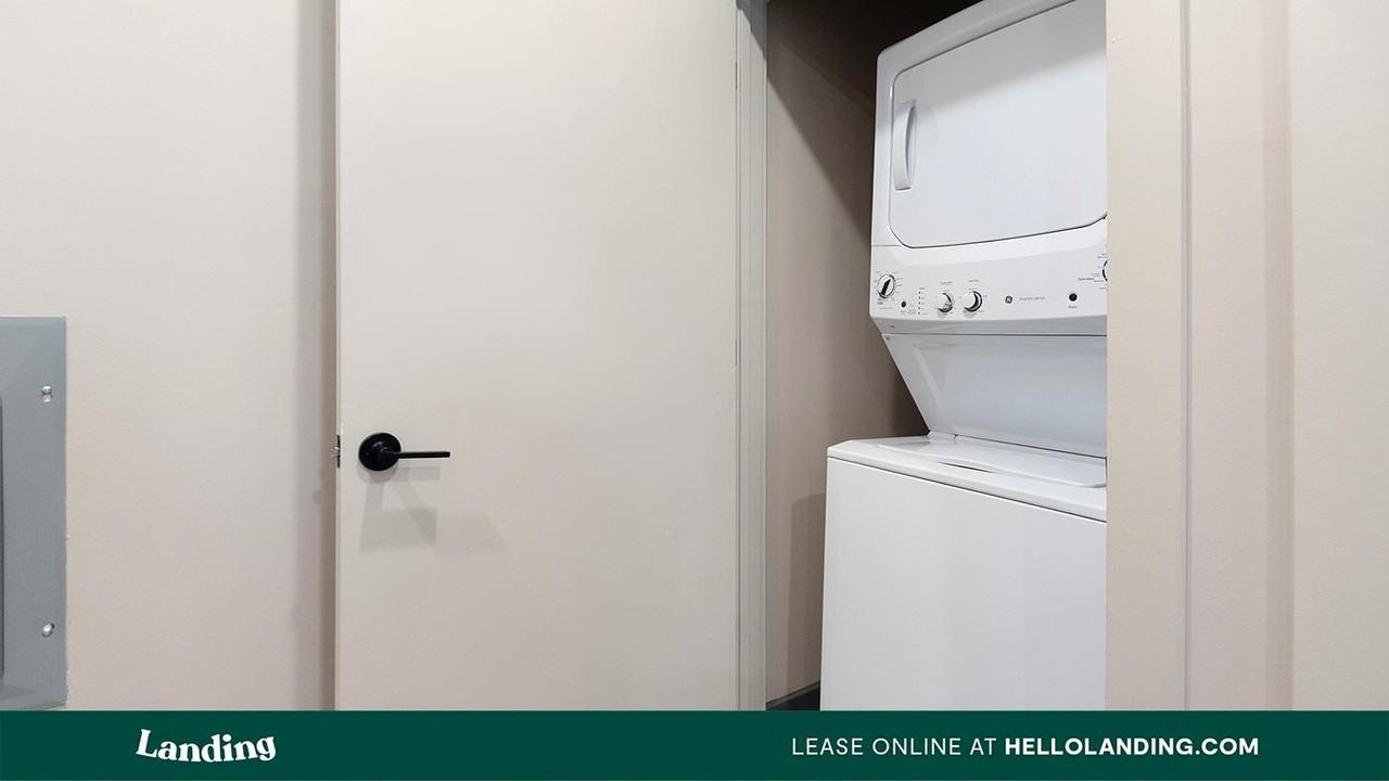 645 N Front St - Photo 4 of 50