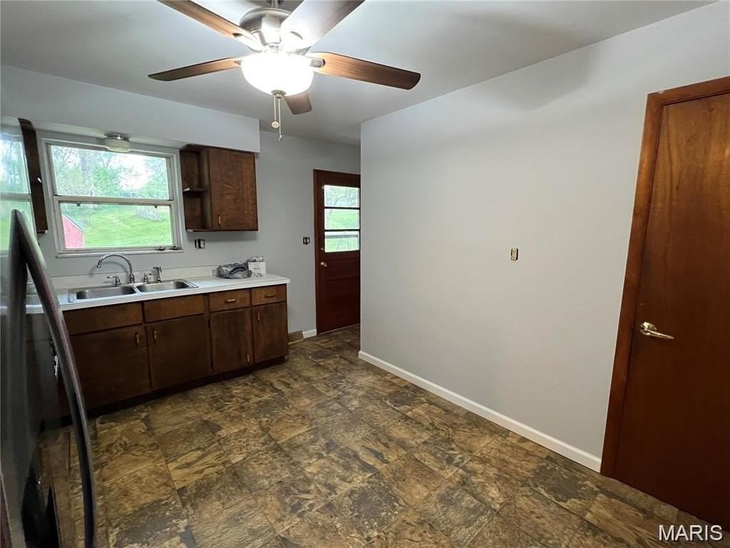 28 Marie Dr - Photo 6 of 13