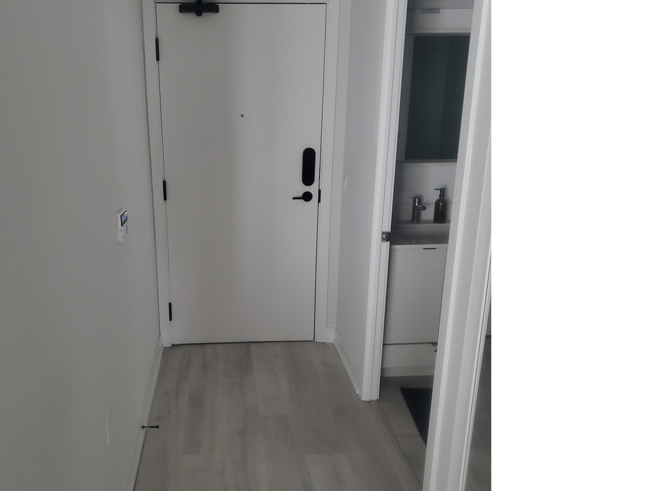 Metcalfe Ave & Eglinton Ave W - Photo 5 of 7