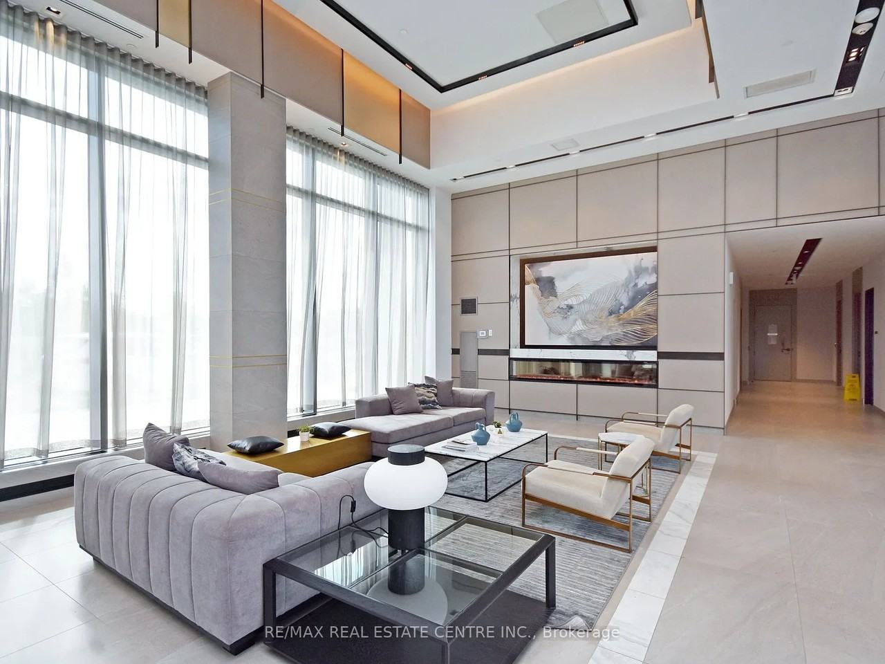 Metcalfe Ave & Eglinton Ave W - Photo 2 of 7