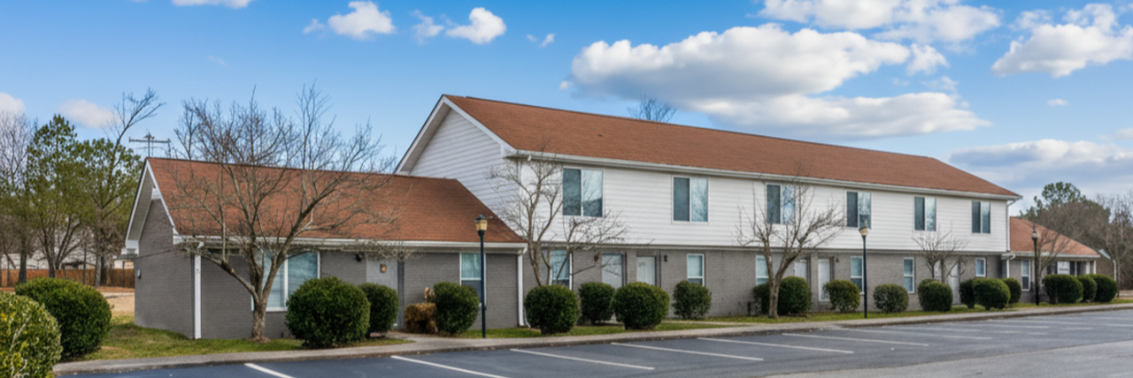 Parkview Apartments - Photo 2 of 3