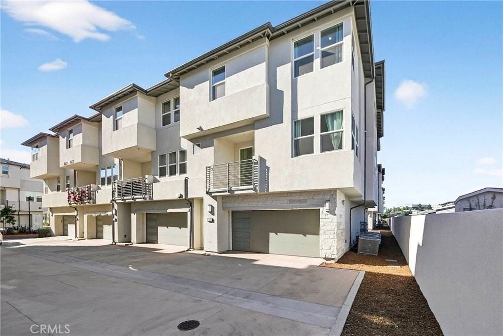 1615 W Bushell St - Photo 6 of 44