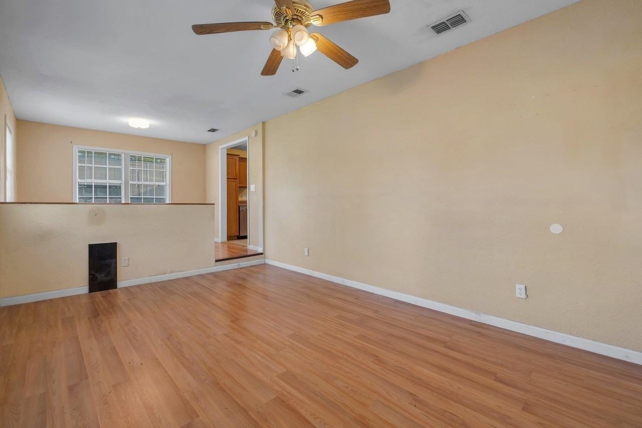 2115 Jackson Bluff Rd - Photo 4 of 23