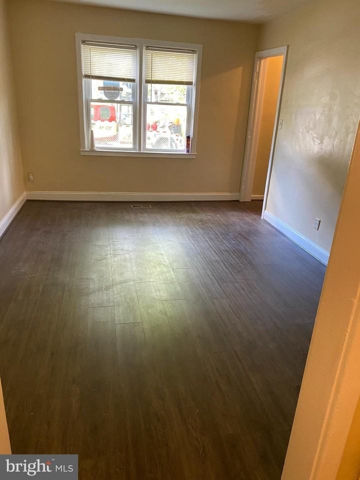 4127 Audrey Ave - Photo 5 of 17