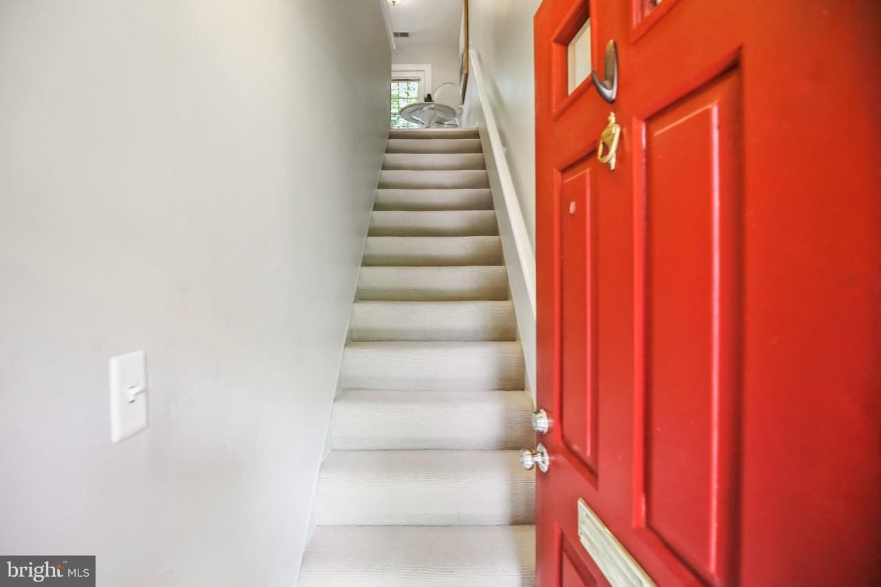 2623 S Walter Reed Dr Unit B #B - Photo 3 of 31