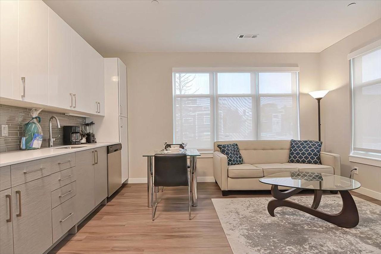 40 East Pier Drive - Photo 4 of 36